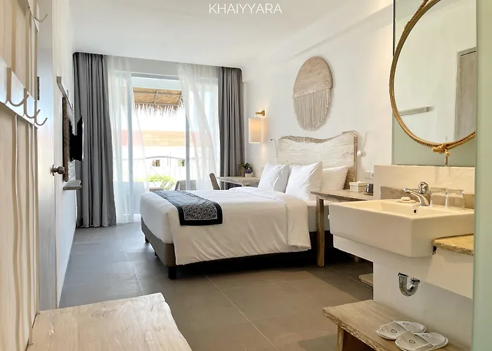 Khaiyyara Jimbaran Bali ホテル 4*