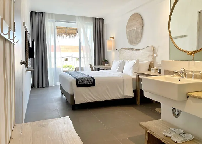 Khaiyyara Jimbaran Bali ホテル
